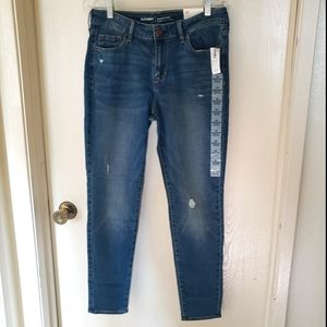 NWT Old Navy Distressed Rockstar Jeans